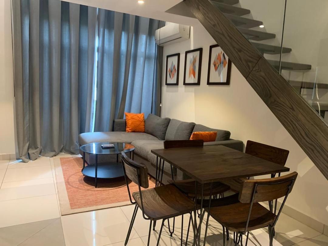 One Bedroom Apartment At A Embassy Gardens Cantonments 阿克拉 外观 照片