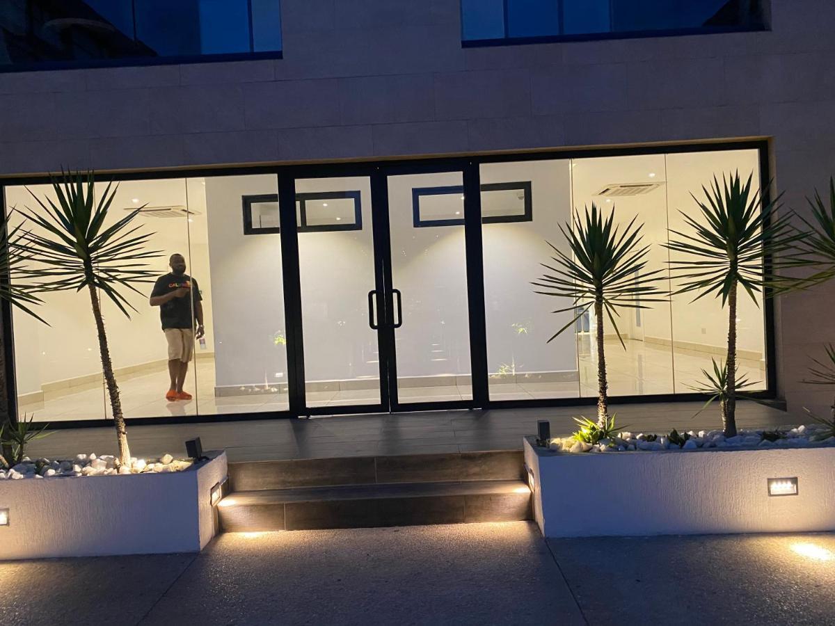 One Bedroom Apartment At A Embassy Gardens Cantonments 阿克拉 外观 照片