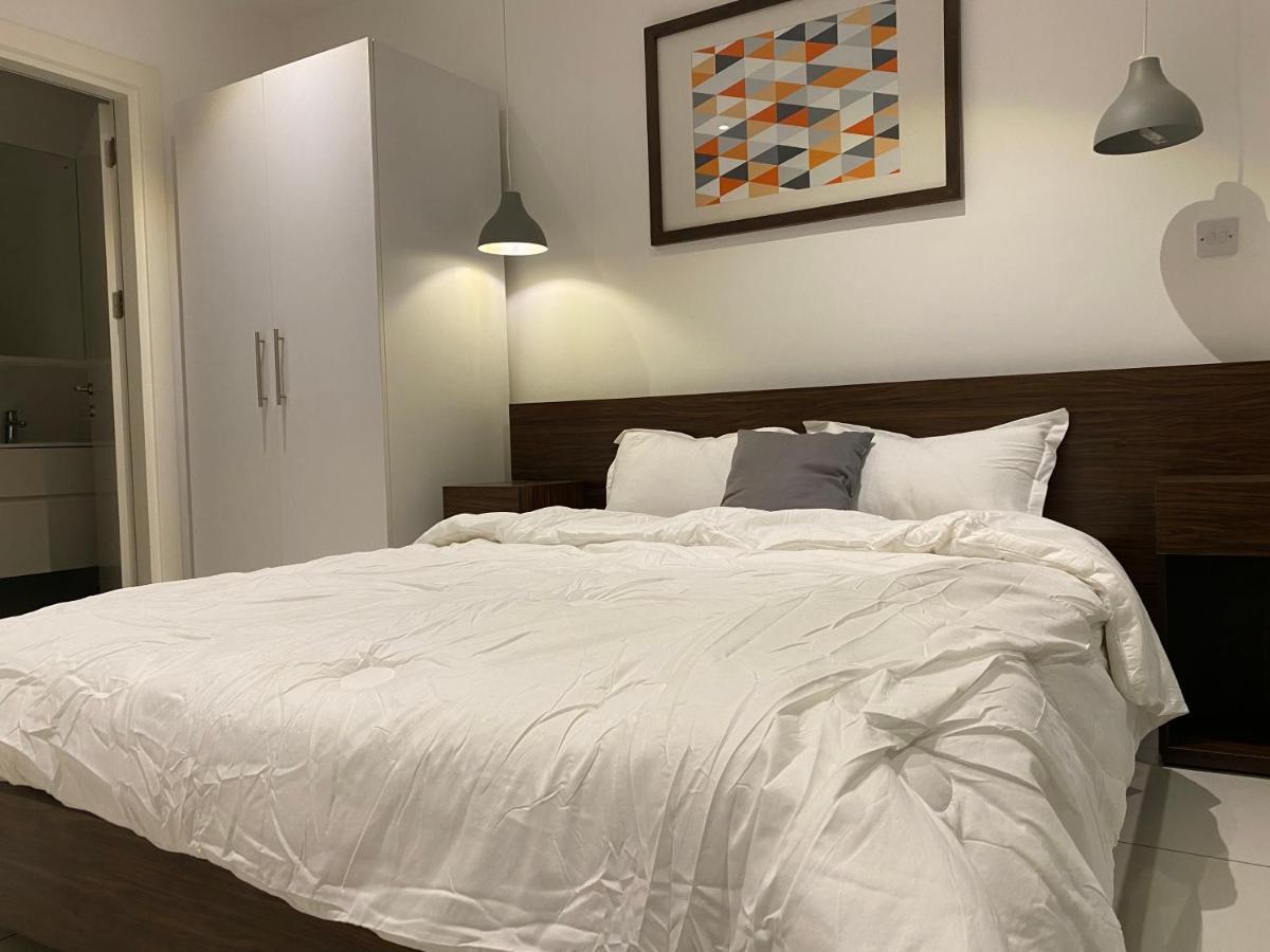 One Bedroom Apartment At A Embassy Gardens Cantonments 阿克拉 外观 照片