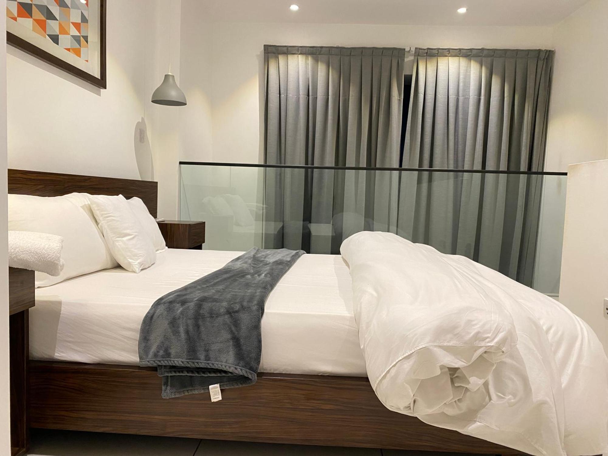 One Bedroom Apartment At A Embassy Gardens Cantonments 阿克拉 外观 照片